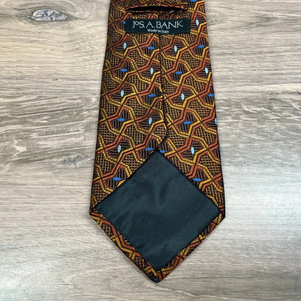 Jos.‎ A. Bank Necktie Mens Orange Gold Geometric Silk Made in Italy Wide Tie